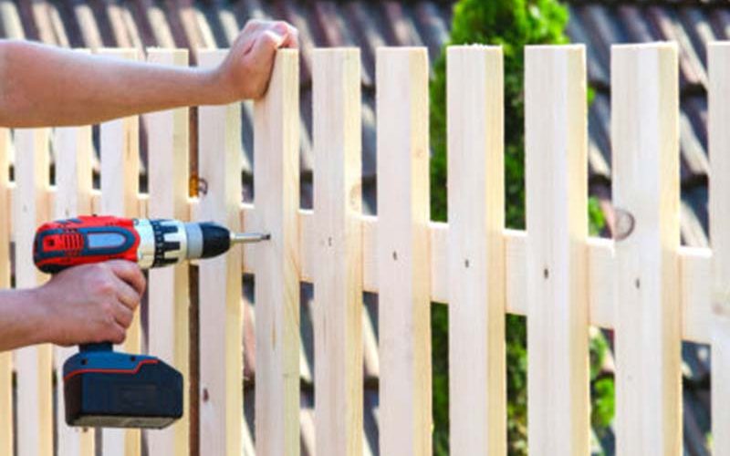 FENCING-COMPANY-10-1