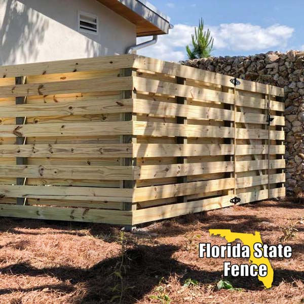 Wood Fence Contractor in Florida