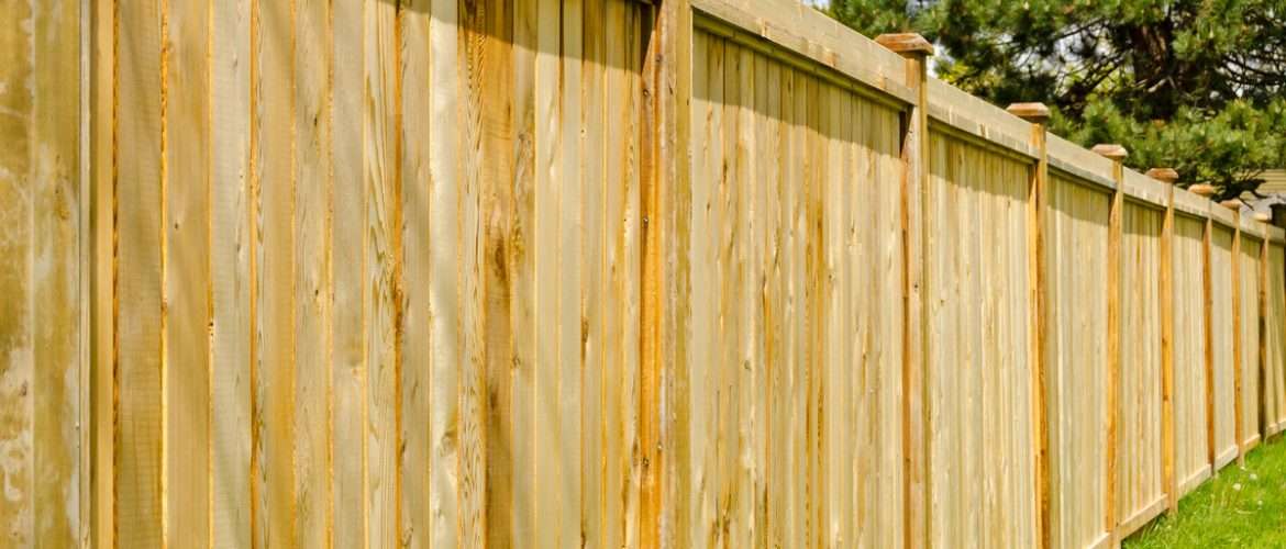 AdobeStock_426698181 (1) wood fence in ocala fl